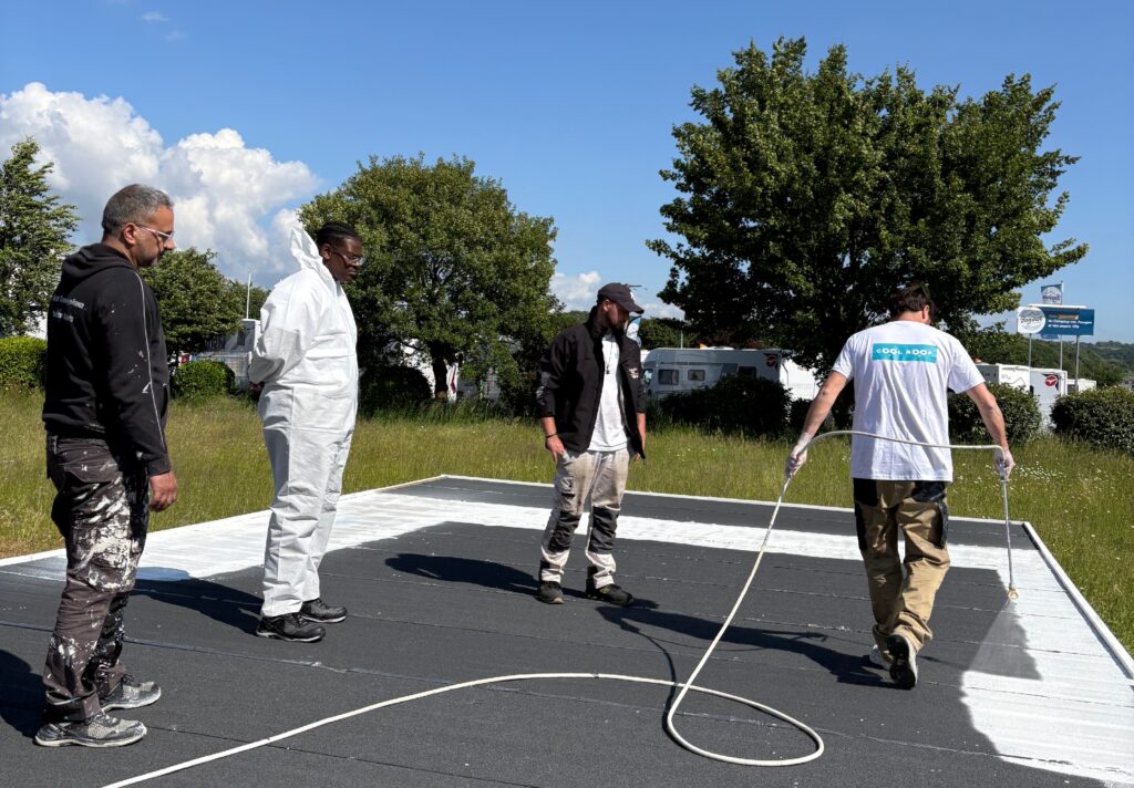 La Régie de Quartier de Tremblay-en-France et Cool Roof : un exemple probant d'une collaboration durable pour les collectivités territoriales.