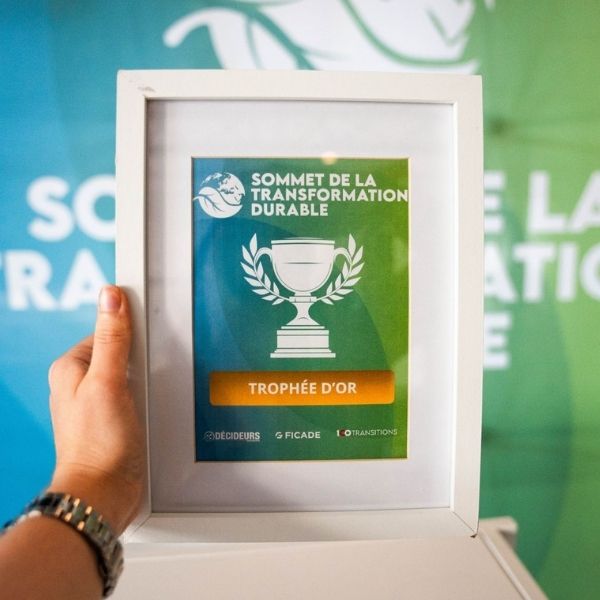 Le Trophée d'Or Business For Good, remporté par Cool Roof.